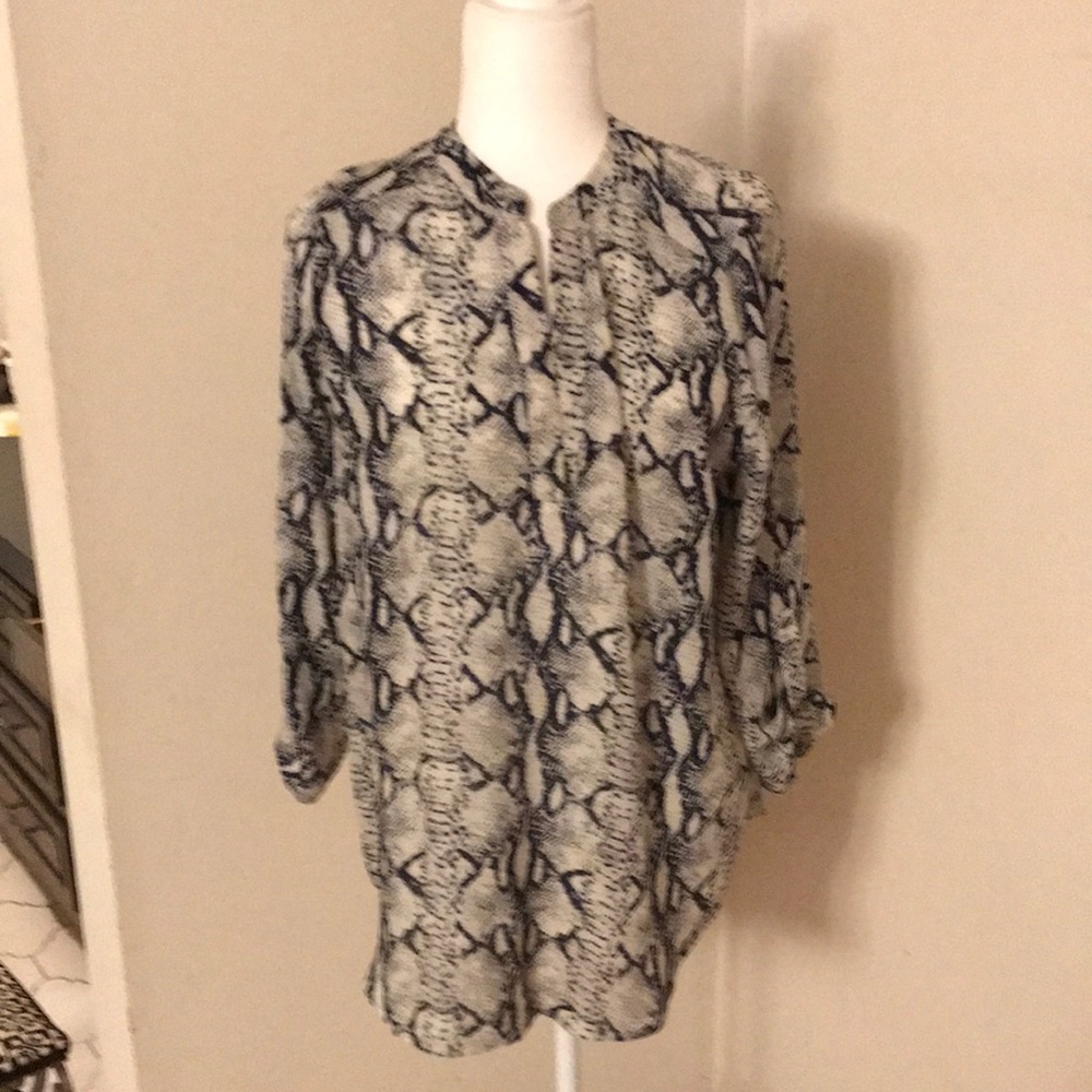 Heartbeeps lady’s blouse